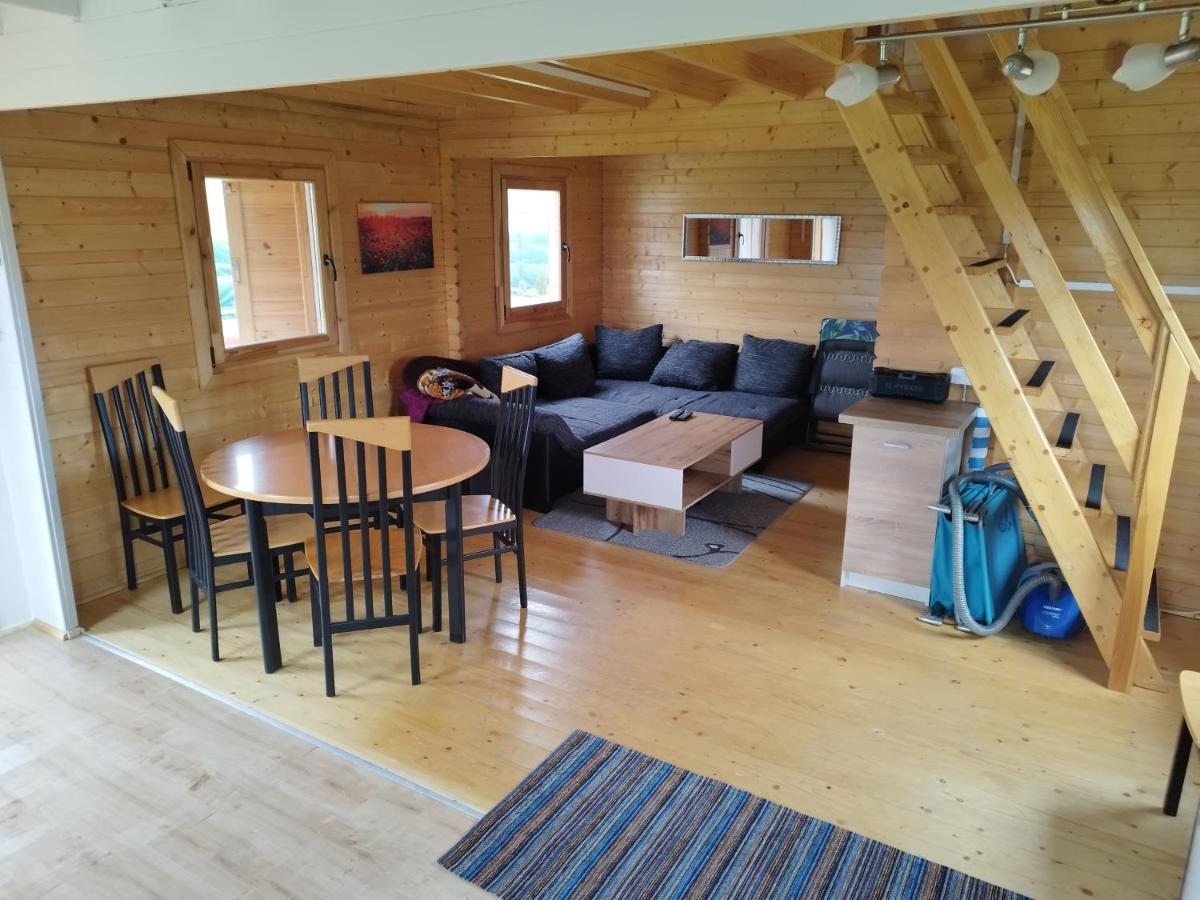Domek Caloroczny Zastan Kültér fotó